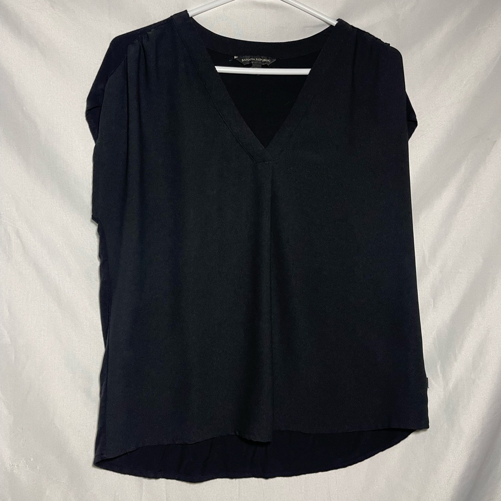 Banana Republic Black V-Neck Blouse